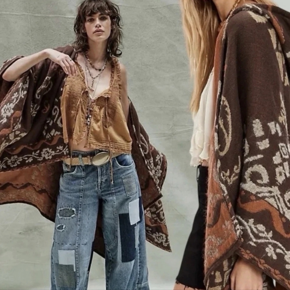 Free People Rown Duster Brown Patterned Hooded Poncho with Rust Accents - Picture 2 of 2